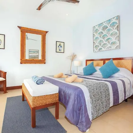 Sleeps 6 Pool Wifi * Puerto Calero